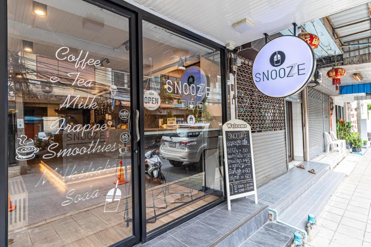 Snoozzze Hostel ใกล้รถไฟฟ้า ย่านบางรัก (Adults Only) バンコク都 エクステリア 写真