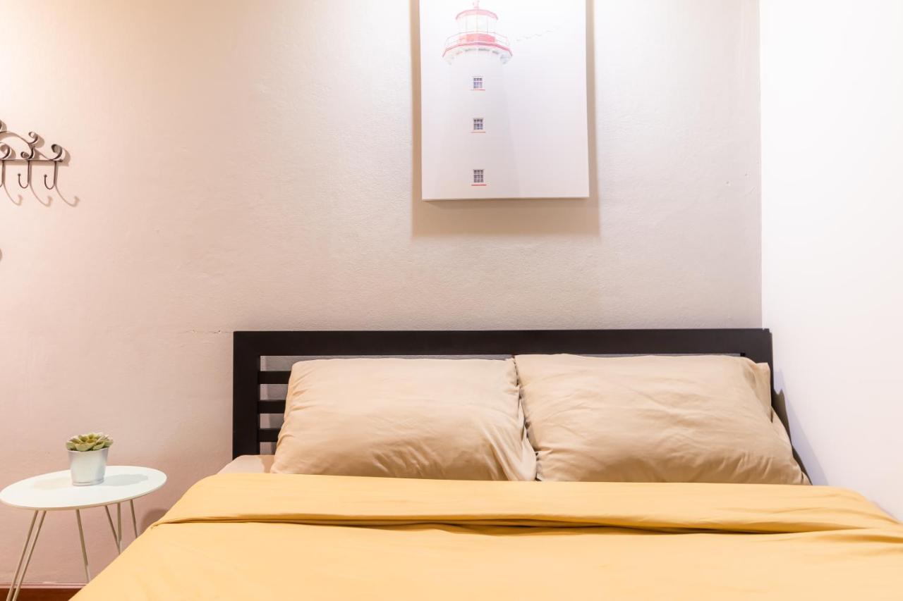 Snoozzze Hostel ใกล้รถไฟฟ้า ย่านบางรัก (Adults Only) バンコク都 エクステリア 写真