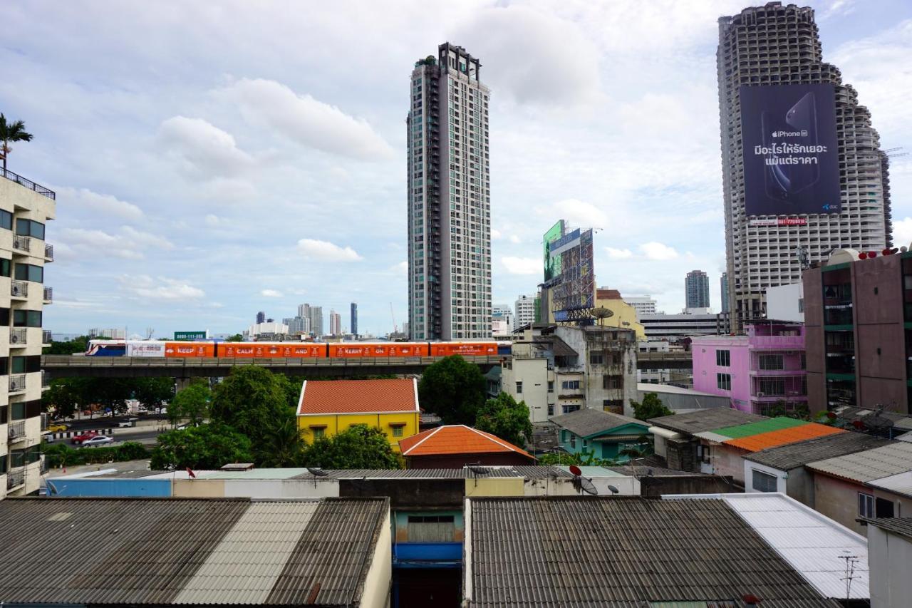 Snoozzze Hostel ใกล้รถไฟฟ้า ย่านบางรัก (Adults Only) バンコク都 エクステリア 写真